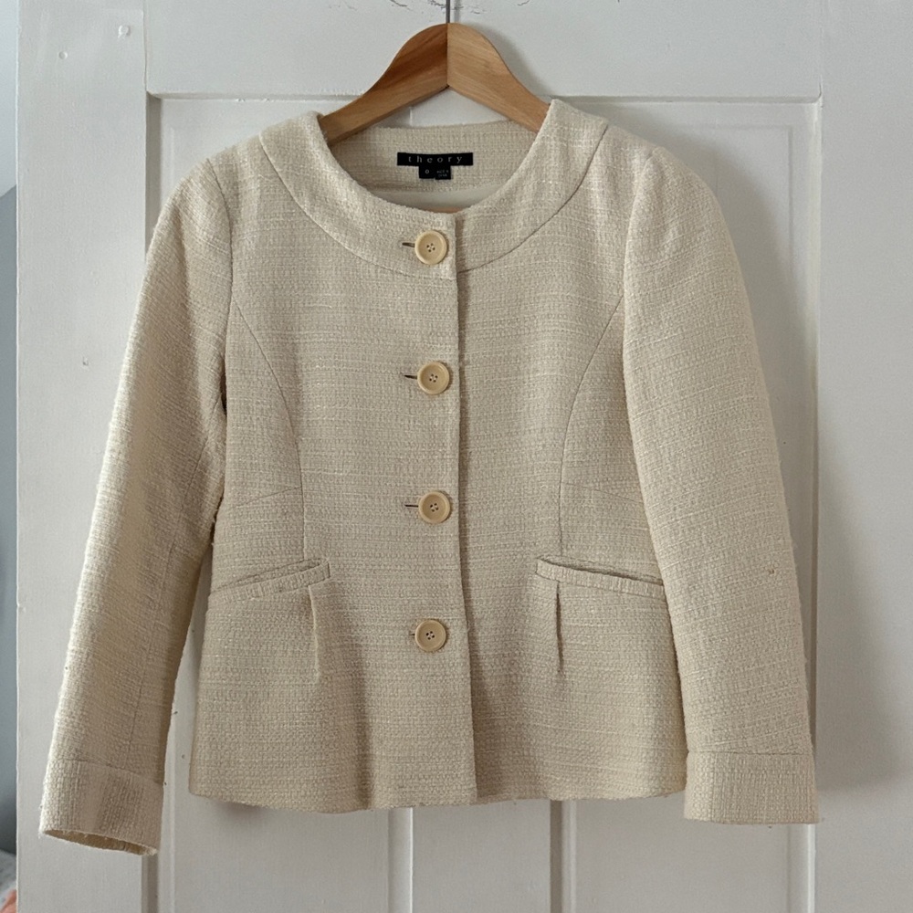 Theory - Elegant Cream Women's Blazer Size 0